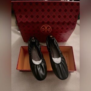 Tory Burch Black Leather Ballet Flats